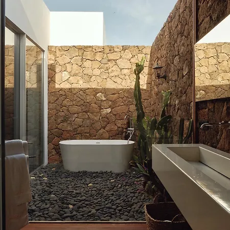 Tenor Villa